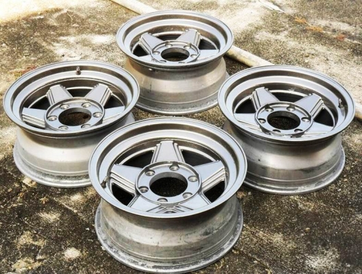 ล้อแม็กซ์ ขอบ15นิ้ว 6รู139(4วง=2,400บ.)วงละ600บ. ไม่แตก ไม่ดุ้ง ใส่กระบะที่ดุมล้อ 6รู139ได้ทุกรุ่น T.092-9351644