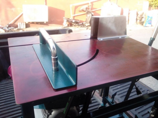 ขายแท่นตัดอลูมิเนียมของใหม่ตัวเขียวหน้าเเดง (รุ่นไมค์ ภิรมพร ยาใจคนจน) 10 นิ้ว