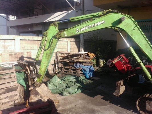 ขายรถแบคโฮ MITSUBISHI MM 35 ราคา 280000 ขายรถแบคโฮ MITSUBISHI MM 35 ราคา 280000