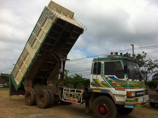 ขายรถบรรทุกสิบล้อดัมพ์ Mitsubishi TD เครื่อง 6D17-210 แรง ซีเรียล 6,3xx 2 เพลา เบรคใหญ่ 10 เกียร์ เพลาบุ๋ม ดุมจีบ ขายรถบรรทุกสิบล้อดัมพ์ Mitsubishi TD เครื่อง 6D17-210 แรง ซีเรียล 6,3xx 2 เพลา เบรคใหญ่ 10 เกียร์ เพลาบุ๋ม ดุมจีบ