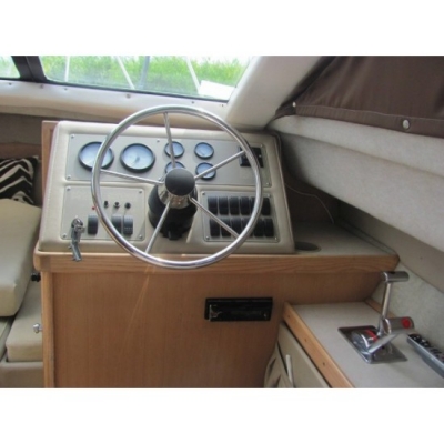 ขายเรือ Bayliner 2858 Sierra ปี 1997 *** สินค้าพรีออเดอร์ค่ะ ***