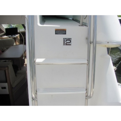 ขายเรือ Bayliner 2858 Sierra ปี 1997 *** สินค้าพรีออเดอร์ค่ะ ***