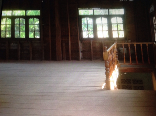 ขายบ้านพร้อมที่ดินบ้าน2ชั้นในเขตเทศบาล/400000บาทถูกๆ