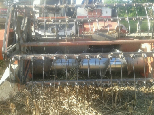 รถเกี่ยวข้าว รถเกี่ยวข้าว