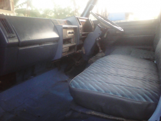 หกล้อ อีซูซุ NKR110 แรง เกียร์สั่น สภาพดีสวยๆ ทะเบียนพร้อมโอน ราคาเบาๆด่วนเลยครับ