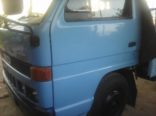 หกล้อ อีซูซุ NKR110 แรง เกียร์สั่น สภาพดีสวยๆ ทะเบียนพร้อมโอน ราคาเบาๆด่วนเลยครับ