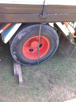 หกล้อ อีซูซุ NKR-58G-110แรง พร้อมใช้งาน ช่วงสั้น3.20เมตร ทะเบียนพร้อม