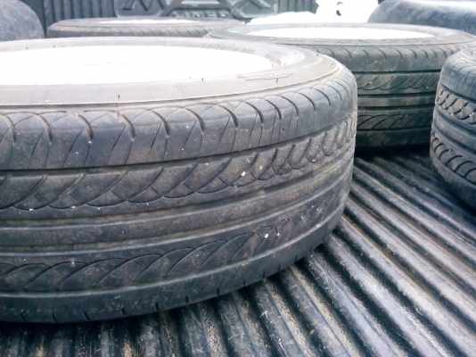 แม็คขอบ14พร้อมยาง2500 แม็คขอบ14พร้อมยาง2500