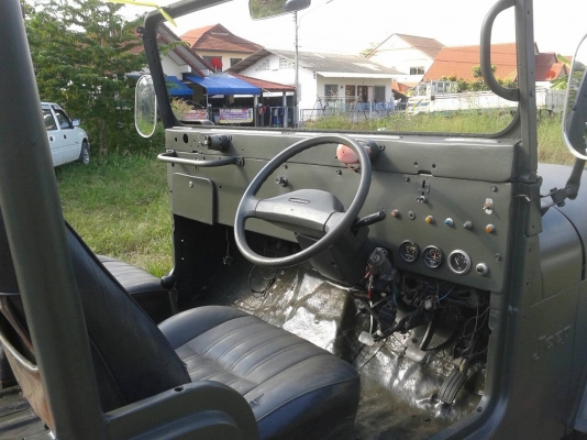 จิ๊ปกบ 4WD ปี14 เครื่องดีเซล นิสสัน จิ๊ปกบ 4WD ปี14 เครื่องดีเซล นิสสัน