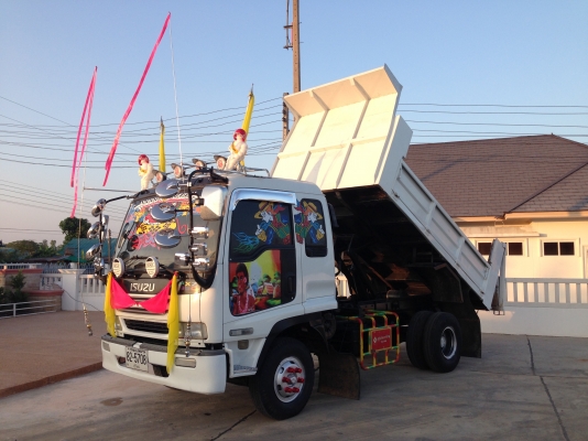 ขาย หกล้อดั๊ม 195แรง