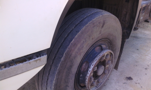 10 ล้อ HINO MEGA 320 แรงม้า 2 เพลา หัวคัสซี มีระบบ ปี49