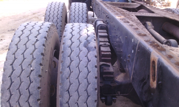 10 ล้อ HINO MEGA 320 แรงม้า 2 เพลา หัวคัสซี มีระบบ ปี49