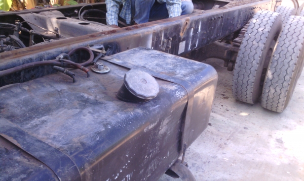 10 ล้อ HINO MEGA 320 แรงม้า 2 เพลา หัวคัสซี มีระบบ ปี49