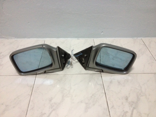 ขายกระจกมองข้างไฟฟ้า bmw e34แท้ 1คู่ สภาพok ราคา1500บาท โทร0924462525โส หรือจะแปลงใส่e30 ก็ใด้นะคับ