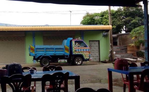 ขายกะบะหกล้อดั้ม