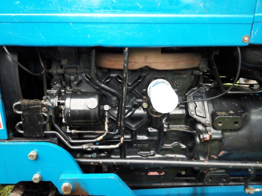 ขายรถไถ FORD 7610 2 เพลา เล่มทะเบียน ใบมีดดันหน้า 4 จาน ราคา 520000