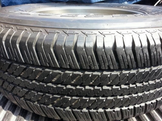 ขายยาง  B/S  265 65 17  สภาพป้ายแดง