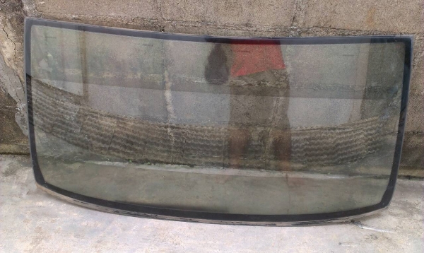 กระจกหน้า tfr