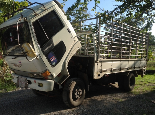 ขายสด - ผ่อน หกล้อ 777 ฮีโน่  117 แรงม้า ช่วงล่างใหญ่เพลาหลัง F