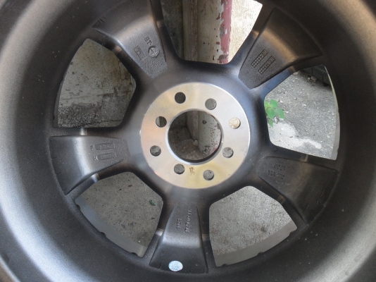 ล้อแม็ก 17นิ้ว 4รู100/114 พร้อมยาง สวยๆ 1 คู่ ราคา 4200 บาท ล้อแม็ก 17นิ้ว 4รู100/114 พร้อมยาง สวยๆ 1 คู่ ราคา 4200 บาท