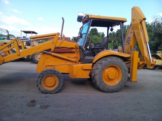 ขายรถตักหน้าขุดหลัง JCB 3CX-451744 พร้อมใช้ 2เพลา เล่มทะเบียน