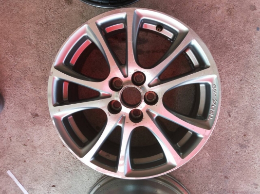 ล้อ Altis TRD ขอบ 16 เศษ 1 วง