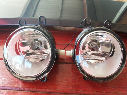 ไฟตัดหมอก Toyota เก๋ง วีออส ยาริส อัลติส คัมรี ของแท้ มือสอง พร้อมหลอด