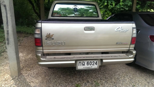 ขายสี่ประตูอีซูซุ ดราก้อน ปี 2001 โฟวิีล 230,000 บาท ขายสี่ประตูอีซูซุ ดราก้อน ปี 2001 โฟวิีล 230,000 บาท