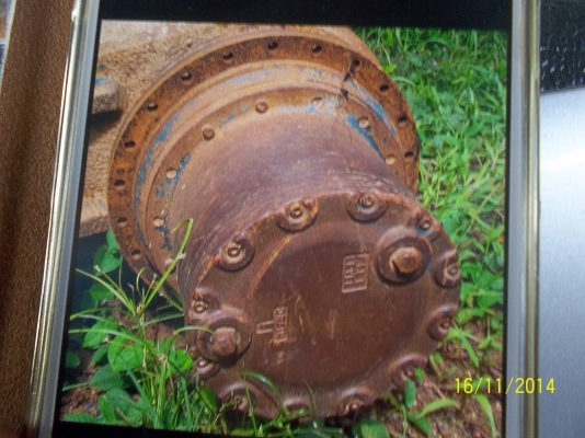 ขายตัวเดิน 12HD KOMUTSU ขายตัวเดิน 12HD KOMUTSU