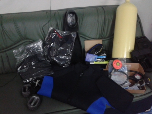 อุปกรณ์ดำน้ำscubaยกชุด 14 รายการ**ของใหม่**