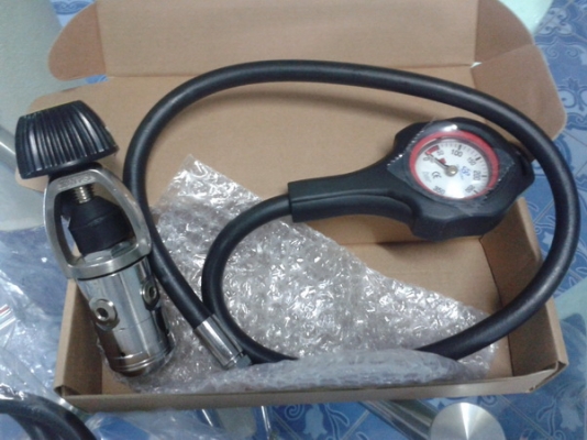 อุปกรณ์ดำน้ำscubaยกชุด 14 รายการ**ของใหม่** อุปกรณ์ดำน้ำscubaยกชุด 14 รายการ**ของใหม่**