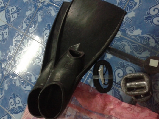 อุปกรณ์ดำน้ำscubaยกชุด 14 รายการ**ของใหม่** อุปกรณ์ดำน้ำscubaยกชุด 14 รายการ**ของใหม่**