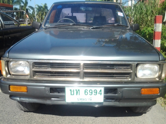 TOYOTA HILUX-HIRO ปี88 เครื่องแน่น สภาพสวย พร้อมวิ่งใช่งาน TOYOTA HILUX-HIRO ปี88 เครื่องแน่น สภาพสวย พร้อมวิ่งใช่งาน