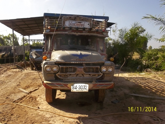 ขาย6ล้อหัวยาว  270000 บาทลดลง 240000 บาท