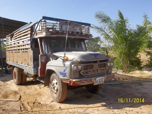 ขาย6ล้อหัวยาว  270000 บาทลดลง 240000 บาท