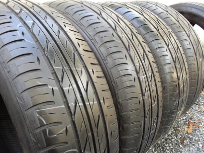 ขายยาง BRIDGESTONE ECOPIA ปี1613(1ชุด) 215-60-16 ราคา 4,600 ขายยาง BRIDGESTONE ECOPIA ปี1613(1ชุด) 215-60-16 ราคา 4,600