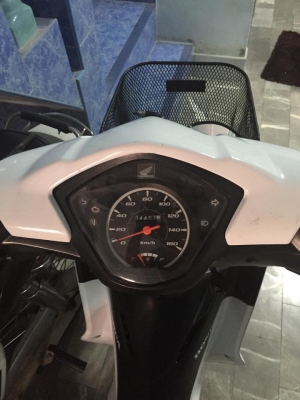 ขายเวฟ110iปี57 รถ7เดือน เลขไมล์ 4000โล ภาษี58 เอกสารครบพร้อมโอน