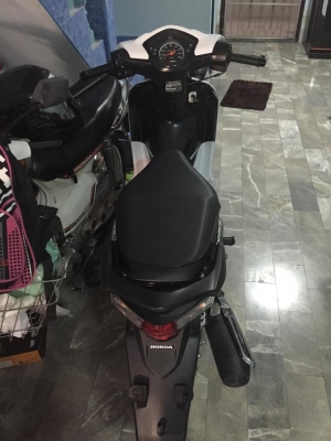 ขายเวฟ110iปี57 รถ7เดือน เลขไมล์ 4000โล ภาษี58 เอกสารครบพร้อมโอน