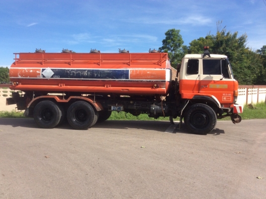 HINO FM 227แท้ รถน้ำมัน(2เพลา) เครื่อง220แรง เกียร์พิเศษมี Lo-high พร้อมระบบลากพ่วง ครัทซีเดิมๆสวยมาก ยางดี เครื่องดี รถแห้งๆเดิม ขาย 870,000 บาท