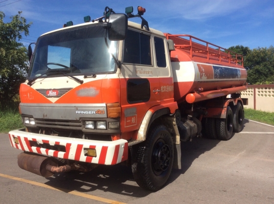 HINO FM 227แท้ รถน้ำมัน(2เพลา) เครื่อง220แรง เกียร์พิเศษมี Lo-high พร้อมระบบลากพ่วง ครัทซีเดิมๆสวยมาก ยางดี เครื่องดี รถแห้งๆเดิม ขาย 870,000 บาท