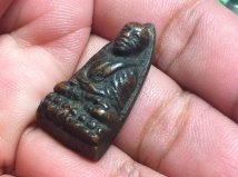 ปล่อยให้เช่าพระหลวงปู่ทวด ปี05 พิมพ์เตารีดเล็ก หน้าอาบาเช่ แข่งขีด