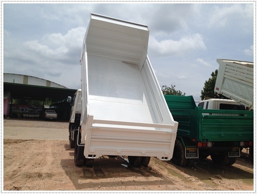 ลดราคาต้อนรับปีใหม่ ขาย NISSAN UD เครื่อง FE6 220 แรงม้าระบบน้ำมัน กระบะดั้มพ์ดิน ยาว 3.80 เมตร กว้าง 2.20 เมตร ยาง 900 ขอบ 20 นิ้ว รถทำใหม่เก็บงานใหม่หมด ราคาถูกๆต้อนรับปีใหม่ โทรหาวิได้เลยค่ะ ลดราคาต้อนรับปีใหม่ ขาย NISSAN UD เครื่อง FE6 220 แรงม้าระบบน้ำมัน กระบะดั้มพ์ดิน ยาว 3.80 เมตร กว้าง 2.20 เมตร ยาง 900 ขอบ 20 นิ้ว รถทำใหม่เก็บงานใหม่หมด ราคาถูกๆต้อนรับปีใหม่ โทรหาวิได้เลยค่ะ