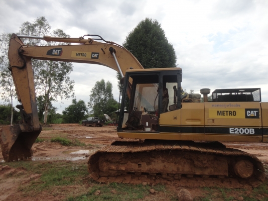 ขายแบคโฮ  CAT  E200B