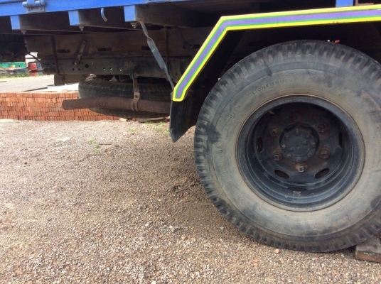 ISUZU 6ล้อติดเครน ห้างแท้ กะบะ4.3ม. ยาว5ม. เครน3ตัน พวงมาลัยพาว์เวอร์ ยางดี ครัทซีสวย ขาย 580,000 บาท(ติดต่อ ศุภากร 081-4252943)