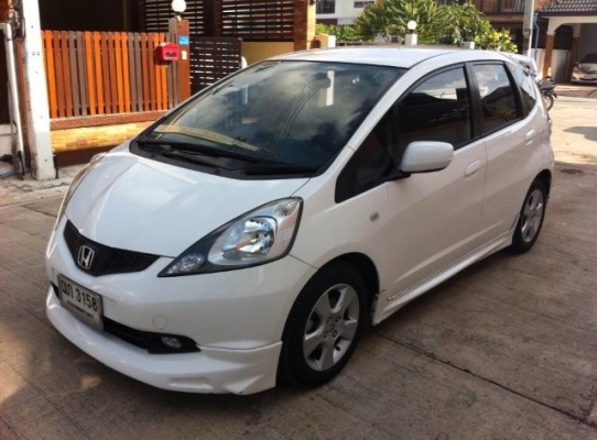 ขายรถบ้าน ปี2009 HONDA, JAZZ 1.5 i-VTEC V(AS เจ้าของขายเอง ดูแลรักษาอย่างดี