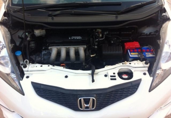 ขายรถบ้าน ปี2009 HONDA, JAZZ 1.5 i-VTEC V(AS เจ้าของขายเอง ดูแลรักษาอย่างดี