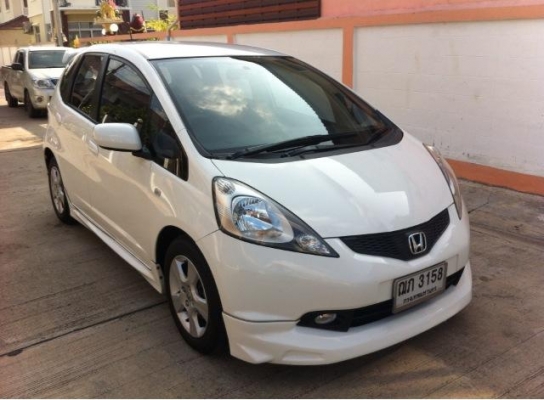 ขายรถบ้าน ปี2009 HONDA, JAZZ 1.5 i-VTEC V(AS เจ้าของขายเอง ดูแลรักษาอย่างดี