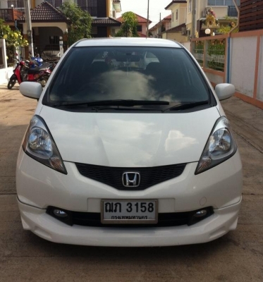 ขายรถบ้าน ปี2009 HONDA, JAZZ 1.5 i-VTEC V(AS เจ้าของขายเอง ดูแลรักษาอย่างดี
