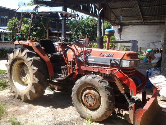 ขายตามสภาพรถไถคูโบต้า28แรงซันชายมีดันหน้ามีโฟวินพาน5