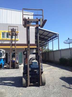 รถ Forklift KOMATSU FG20-11 เสาสูง 3 เมตร